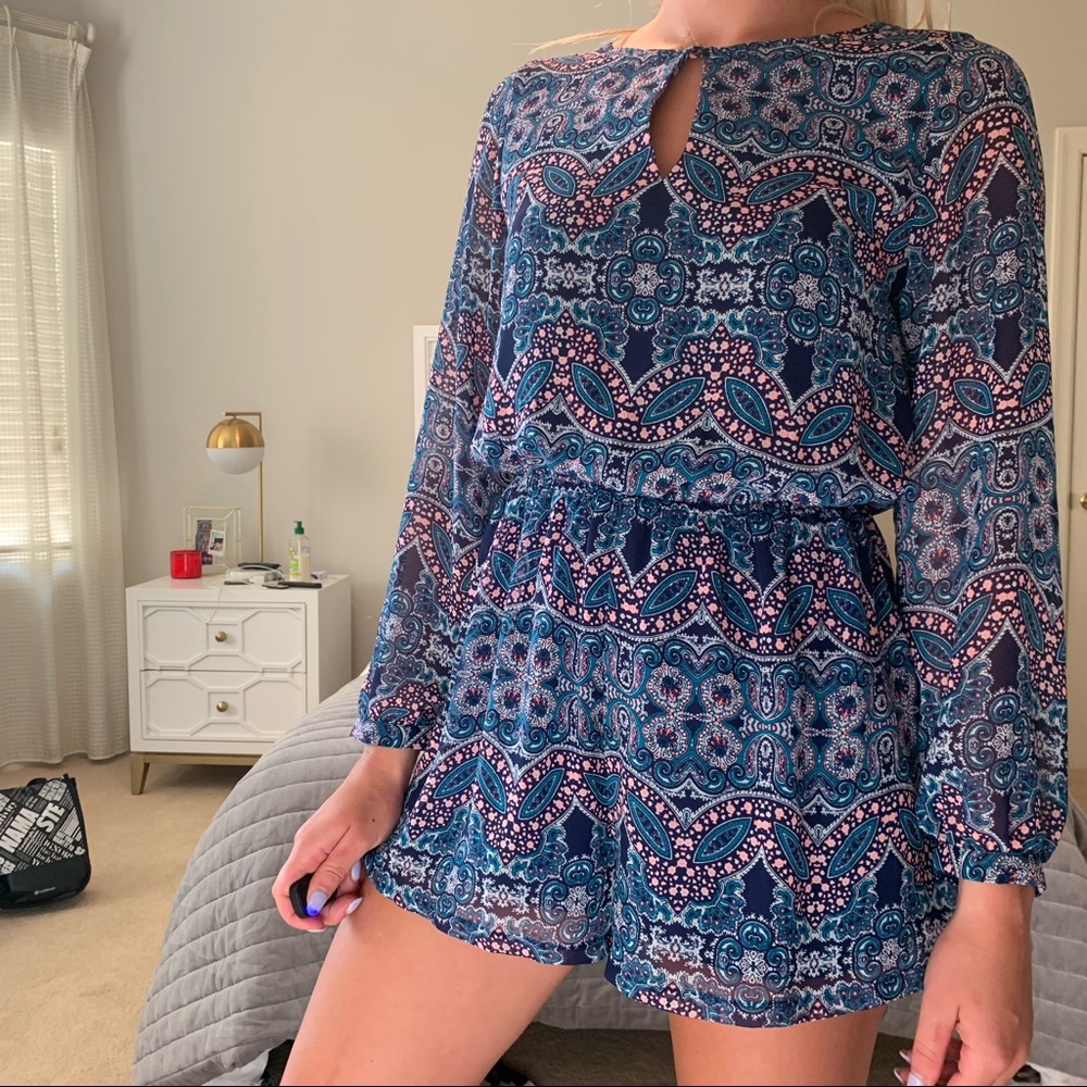 Express patterned long sleeve romper